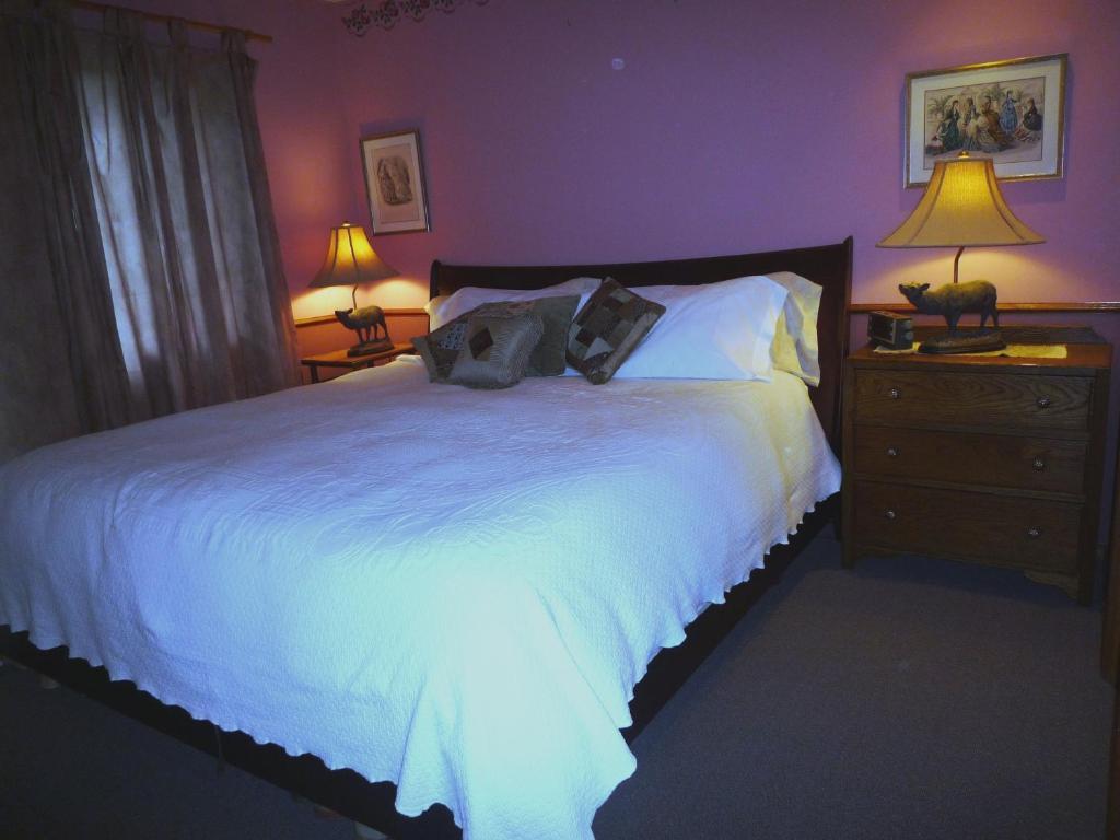 Inn At Clifftop Lane Bed And Breakfast Whistler Extérieur photo